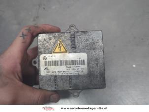 O204284 Gebruikte xenon module Volkswagen Golf
