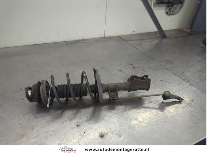 Gebruikte Veerpoot rechts-voor Ford KA O204287