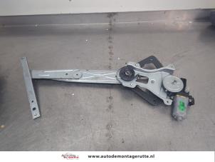 O204305 Gebruikte ruitmechaniek 2deurs rechts-voor Chevrolet Aveo