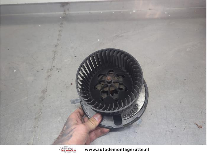 Gebruikte Chaufage Ventilatiemotor Volkswagen Golf O204316