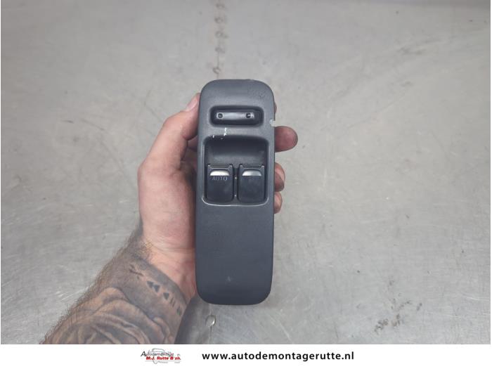 Gebruikte Combischakelaar ramen Suzuki Ignis O204326