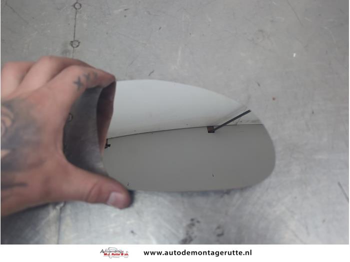 Gebruikte Spiegelglas rechts Volkswagen Golf O204330