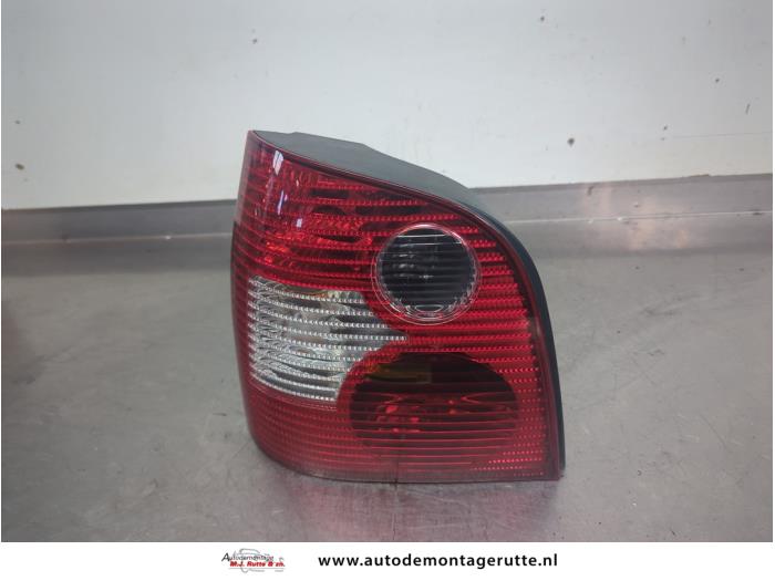 Gebruikte Achterlicht links Volkswagen Polo O204352