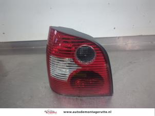 O204352 Gebruikte achterlicht links Volkswagen Polo