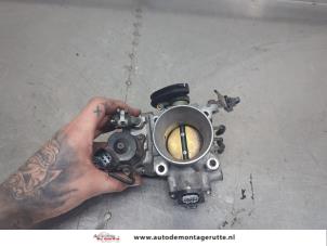 O204392 Gebruikte gasklephuis Mitsubishi Lancer