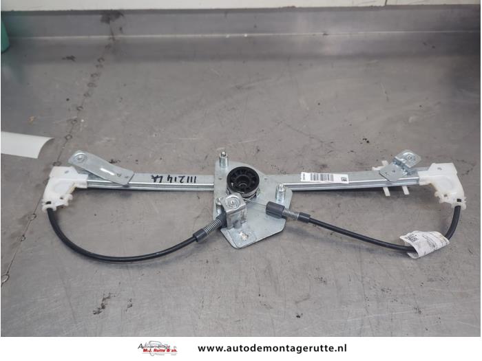Gebruikte Raammechaniek 4Deurs links-achter BMW X3 O204426