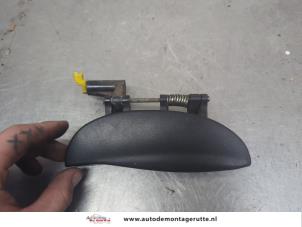 O204502 Gebruikte deurgreep 4deurs rechts-voor Hyundai Atos
