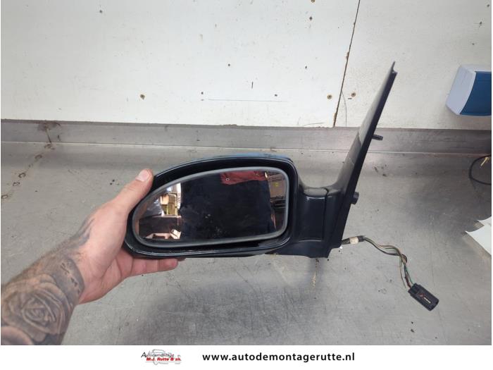 Gebruikte Buitenspiegel links Ford Focus O204506