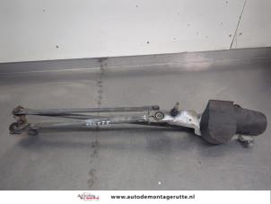 O204517 Gebruikte ruitenwismotor+mechaniek Ford Focus