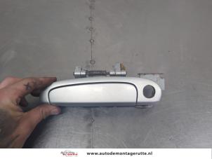 O204523 Gebruikte deurgreep 4deurs links-voor Kia Picanto