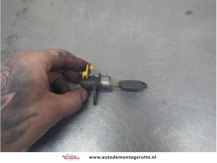 Gebruikte Cilinderslot Portier links Kia Picanto O204524