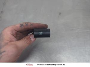 O204527 Gebruikte mistlamp schakelaar Kia Picanto