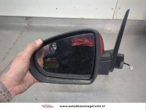 O204529 Gebruikte buitenspiegel links Mitsubishi Colt