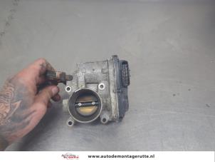 O204531 Gebruikte gasklephuis Mitsubishi Colt