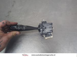 O204566 Gebruikte schakelaar licht Daihatsu Sirion
