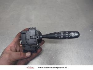 O204575 Gebruikte schakelaar ruitenwisser Daihatsu Sirion