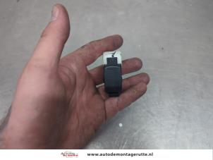 O204601 Gebruikte elektrisch raam schakelaar Suzuki Alto