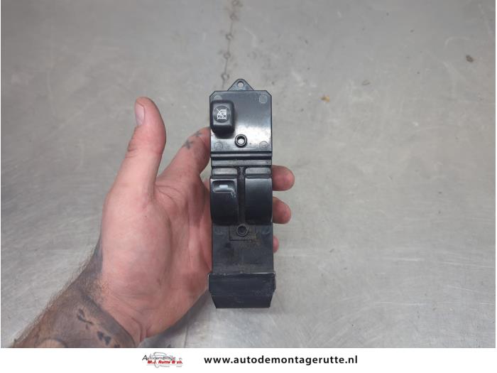Gebruikte Schakelblok ruiten Mitsubishi Colt O204619