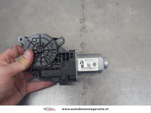 O204623 Gebruikte raammotor portier Seat Ibiza