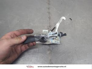 O204651 Gebruikte cabriodak vergrendelslot Opel Tigra