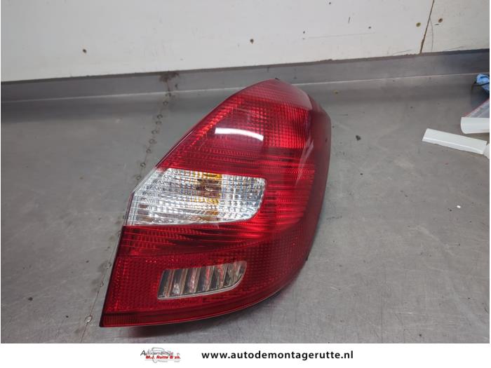 Gebruikte Achterlicht rechts Skoda Fabia O204723