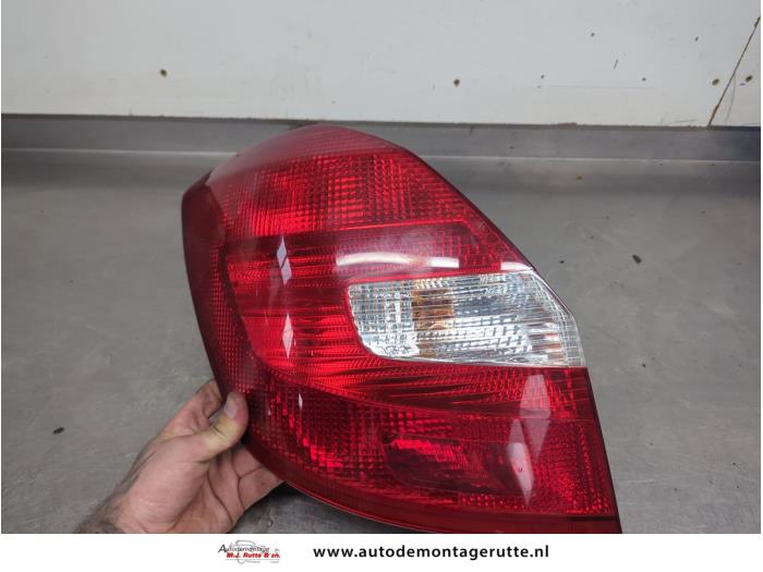Gebruikte Achterlicht links Skoda Fabia O204726