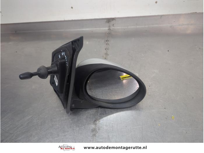 Gebruikte Spiegel Buiten rechts Peugeot 107 O204756