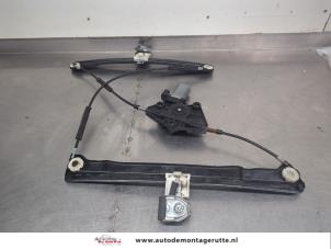 O204775 Gebruikte raammechaniek 4deurs links-voor Alfa Romeo 159