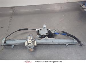 O204788 Gebruikte raammechaniek 4deurs links-voor Nissan X-Trail