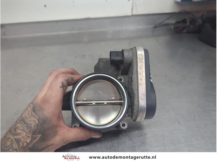 Gebruikte Gasklephuis BMW 7-Serie O204886