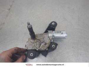 O204905 Gebruikte ruitenwissermotor achter Renault Megane