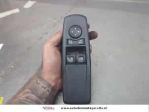 O204906 Gebruikte schakelblok ruiten Renault Megane