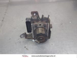 O204914 Gebruikte abs pomp Opel Agila