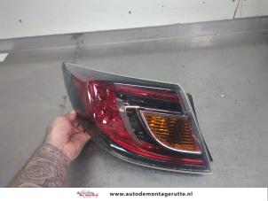 O204958 Gebruikte achterlicht links Mazda 6