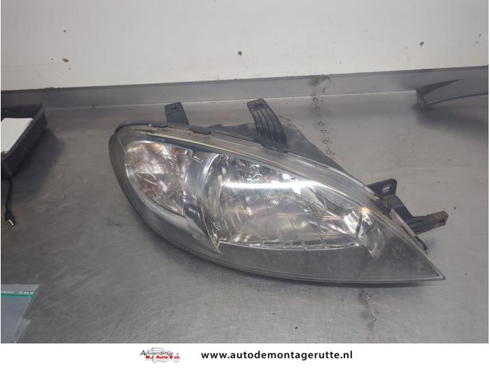 Gebruikte Koplamp rechts Chevrolet Lacetti O205029
