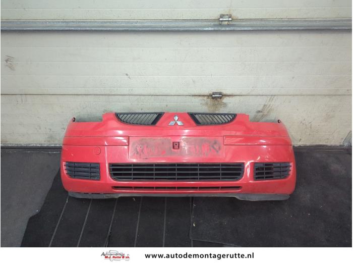 Gebruikte Bumper voor Mitsubishi Colt O205041