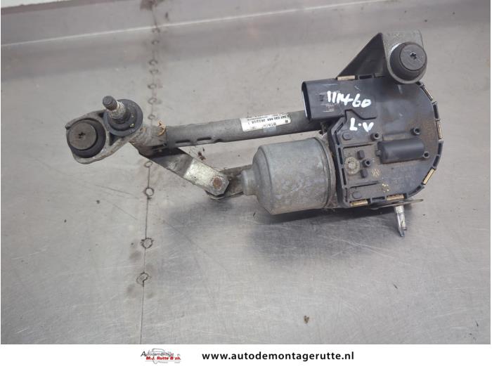 Gebruikte Ruitenwismotor+Mechaniek Volkswagen Touran O205091