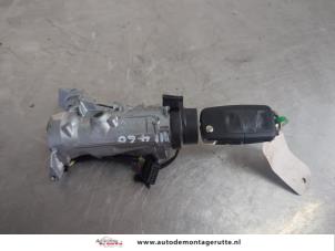 O205093 Gebruikte sleutel+contactslot Volkswagen Touran