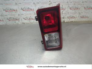 O205104 Gebruikte achterlicht links Renault Trafic