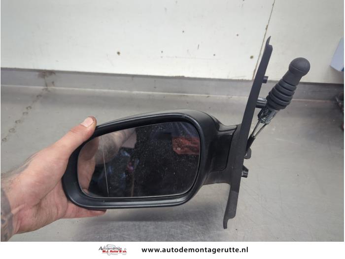 Gebruikte Buitenspiegel links Volkswagen Fox O205110