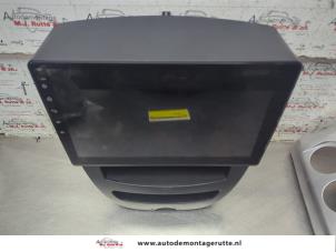 O205189 Gebruikte radio Toyota Aygo