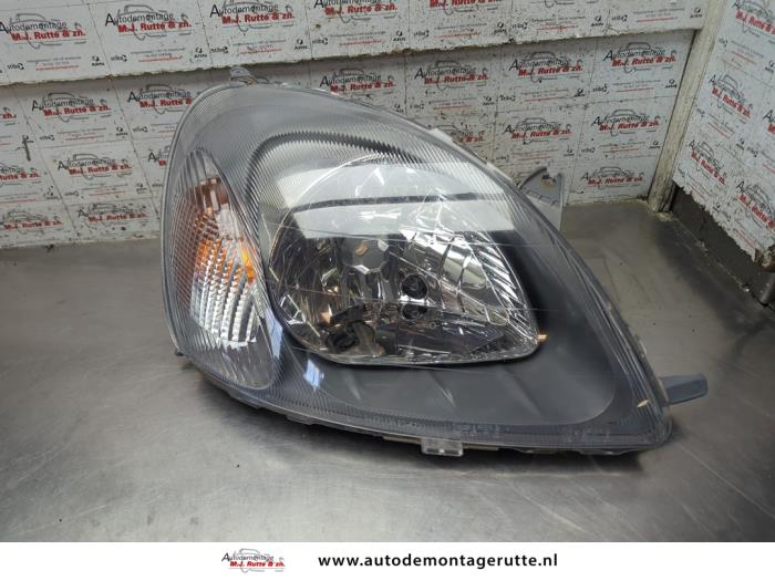 Gebruikte Rechter Koplamp Toyota Yaris O205205