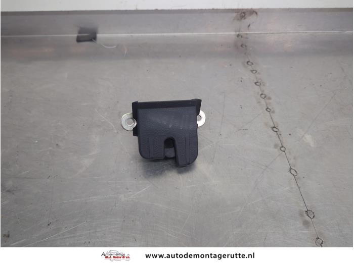 Gebruikte Achterklep Slotmechaniek Volkswagen Golf O205219