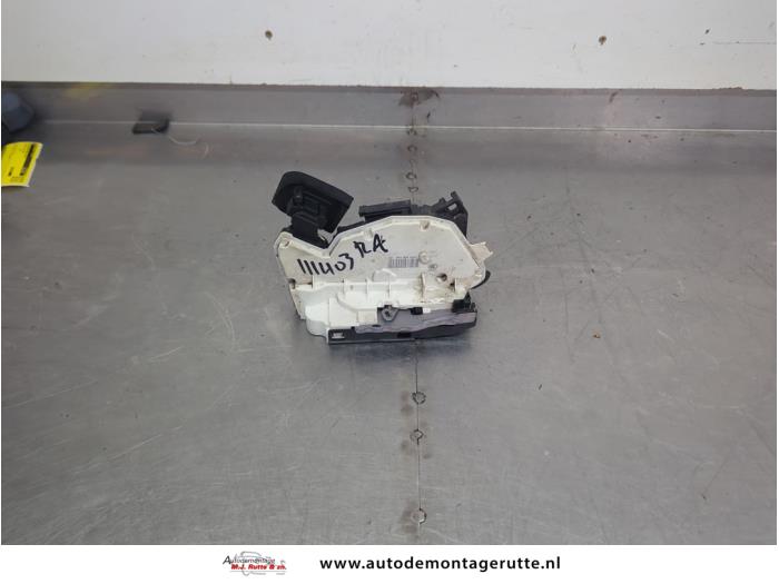 Gebruikte Deurslot Mechaniek 4Deurs rechts-achter Volkswagen Golf O205225