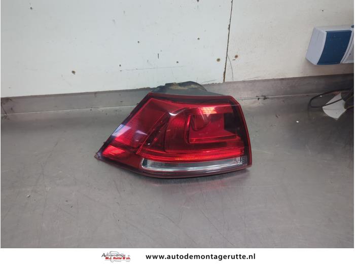 Gebruikte Achterlicht links Volkswagen Golf O205235