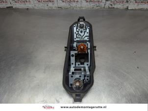 O205266 Gebruikte achterlicht printplaat links Renault Twingo