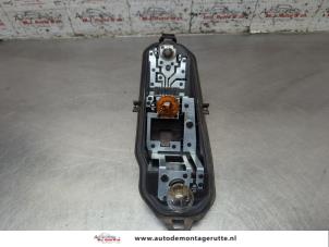 O205267 Gebruikte fitting achterlicht rechts Renault Twingo