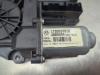 Gebruikte Portierruitmotor Skoda Octavia O205270