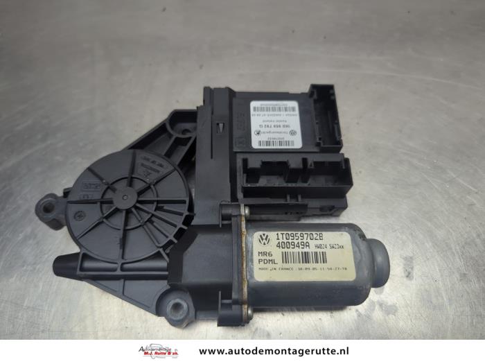 Gebruikte Portierruitmotor Skoda Octavia O205271
