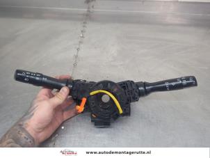 O205306 Gebruikte licht + raw schakelaar Peugeot 107